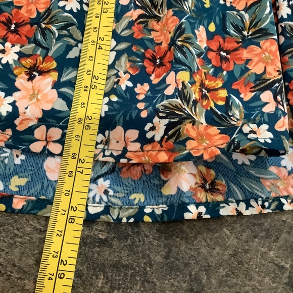 Floral boh smock top MEDIUM - Picture 6 of 8